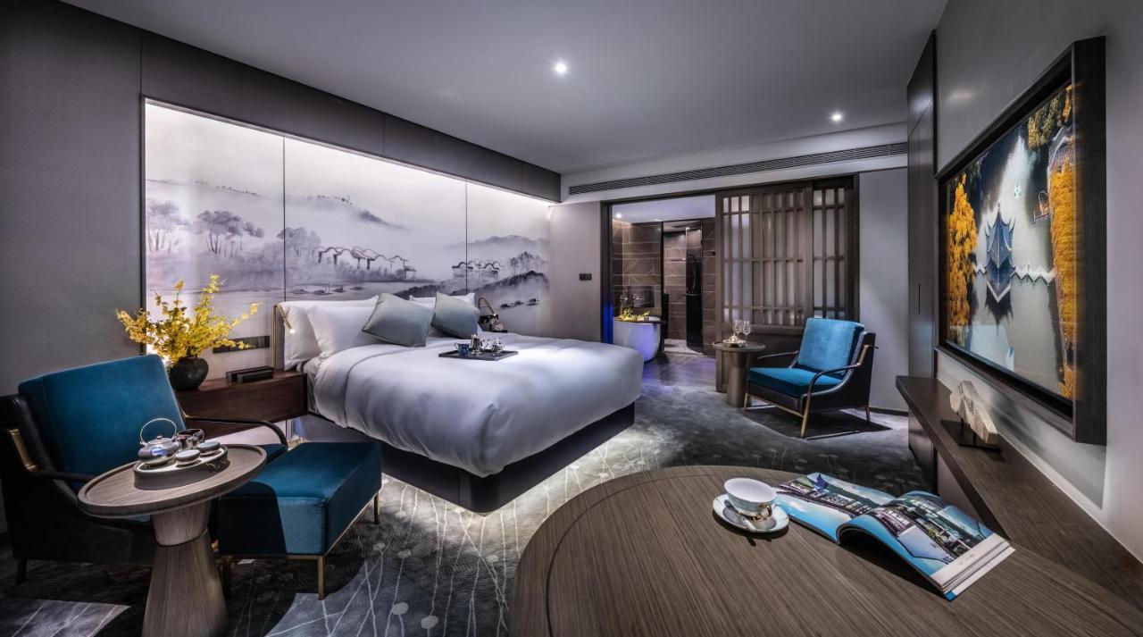 Guangzhou Elegant Hotel Exterior photo
