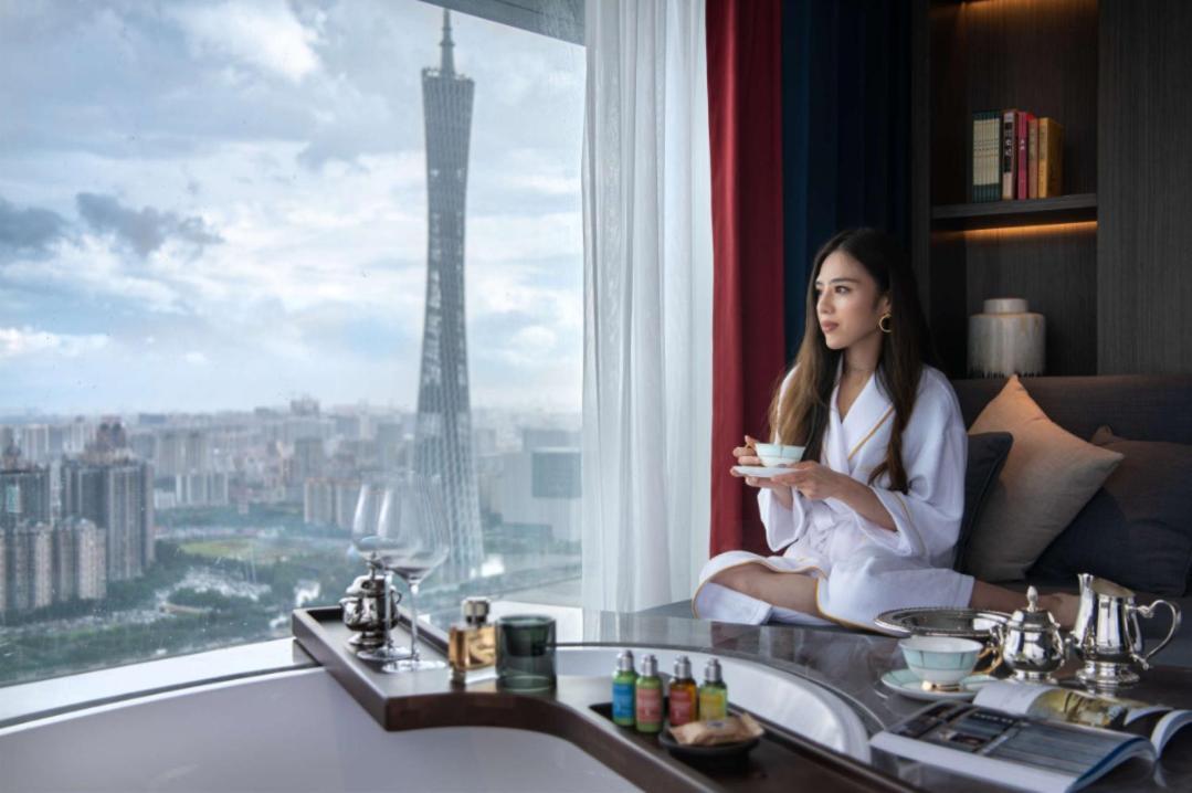 Guangzhou Elegant Hotel Exterior photo